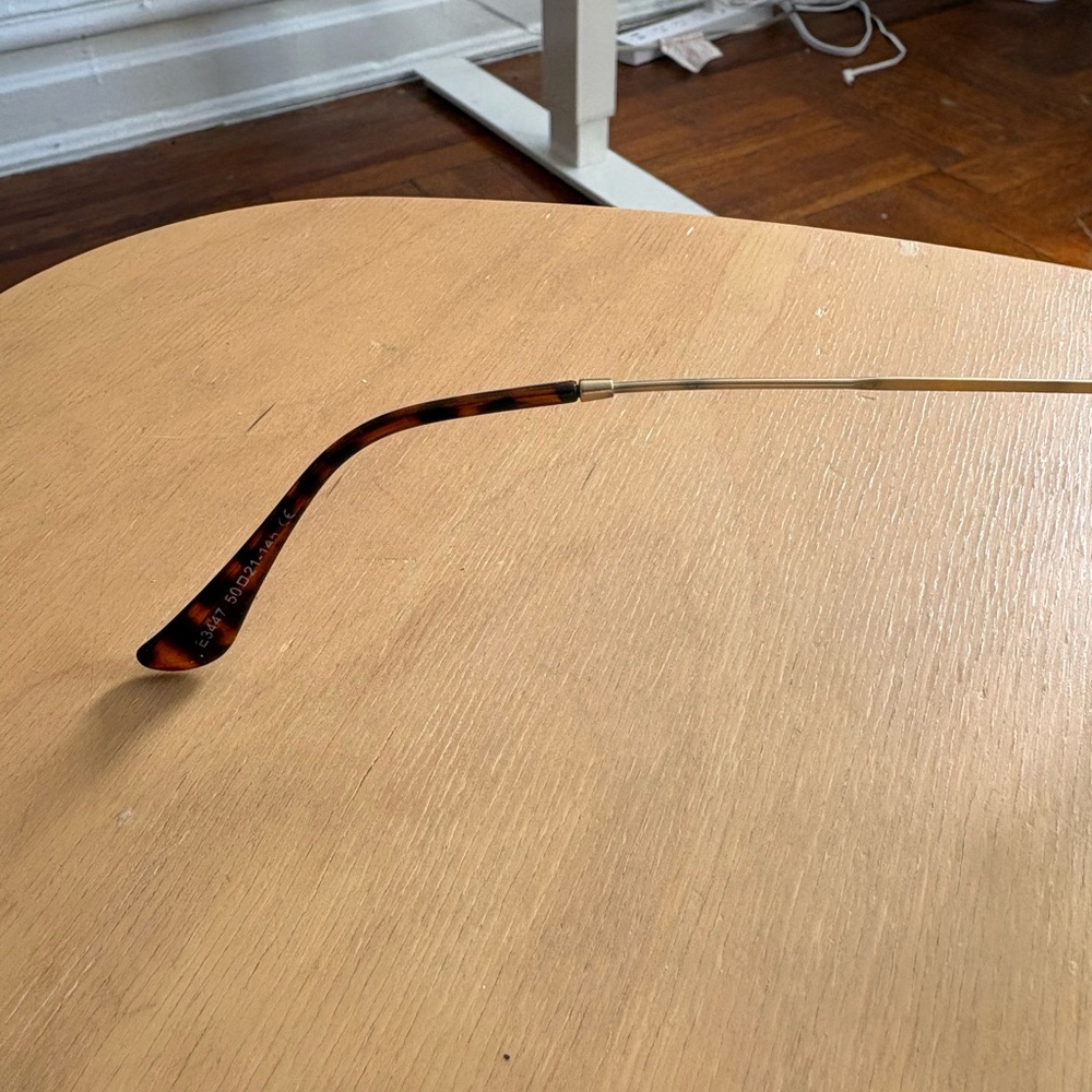 Round Blue Light Tortoiseshell Glasses with Gold Frame - Picture 4 of 4